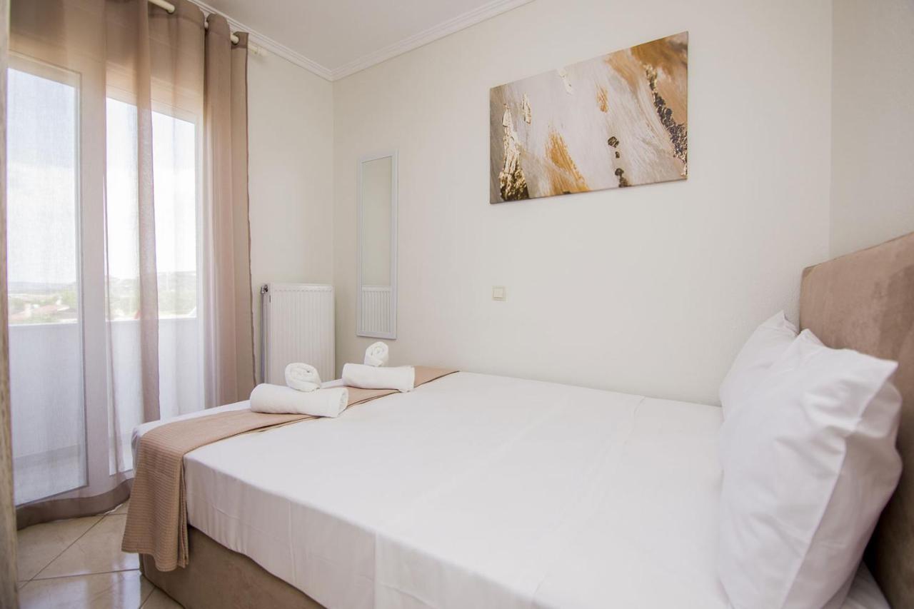 Kasta Bnb Ofrínion Exterior foto